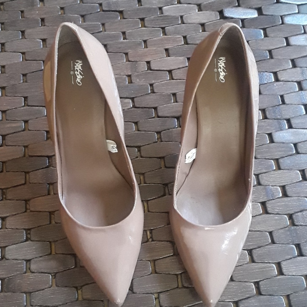 Very Cute heeled Shoes